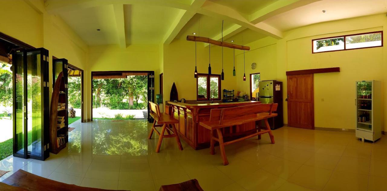 Mango Tree Inn Pemuteran Exterior foto